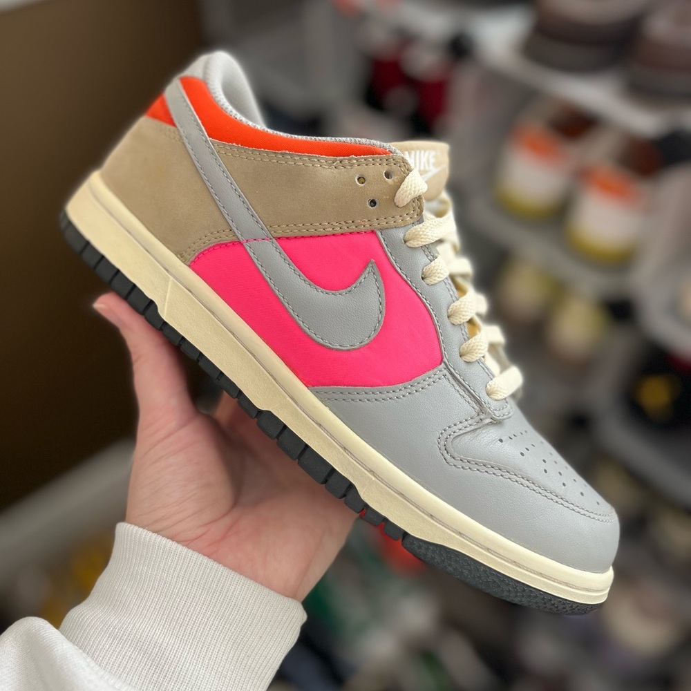 Vintage 2007 Nike Dunk Low, Womens 7, Medium Grey Laser Pink Tweed